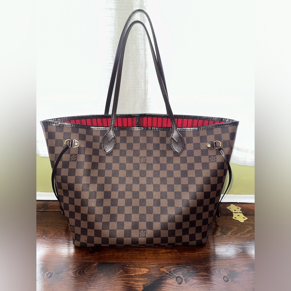 Louis Vuitton Damier Ebene Neverfull MM